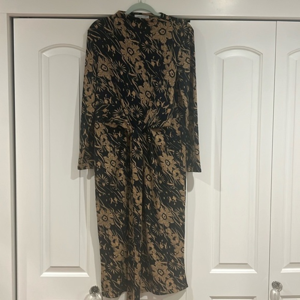 Amour Vert medium short cowl neck front tie dress